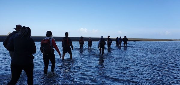 B1DFAD12-4465-4E33-9AF7-DFF25A503323